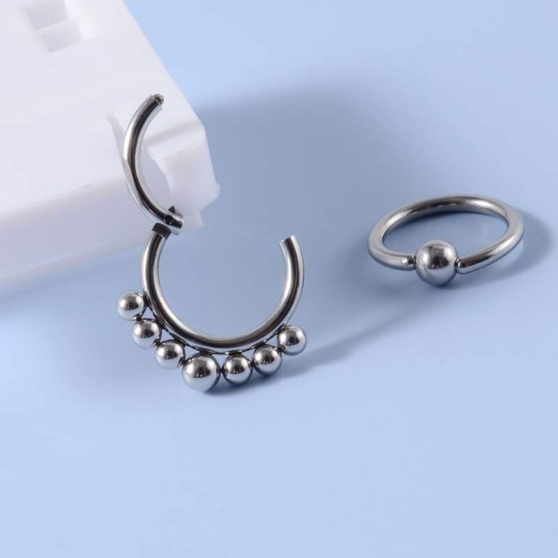 

2pcs Guys Ball Decor Nose Stud, Silver