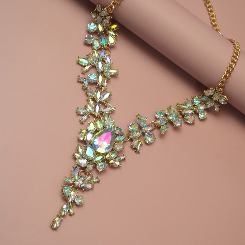 

Rhinestone Decor Necklace, Multicolor