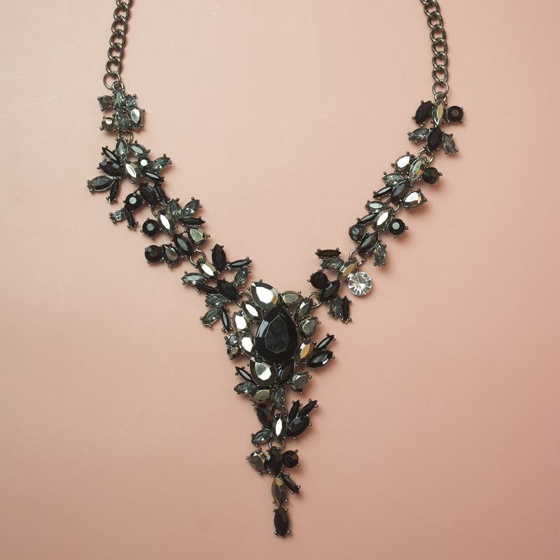 

Rhinestone Decor Necklace, Black