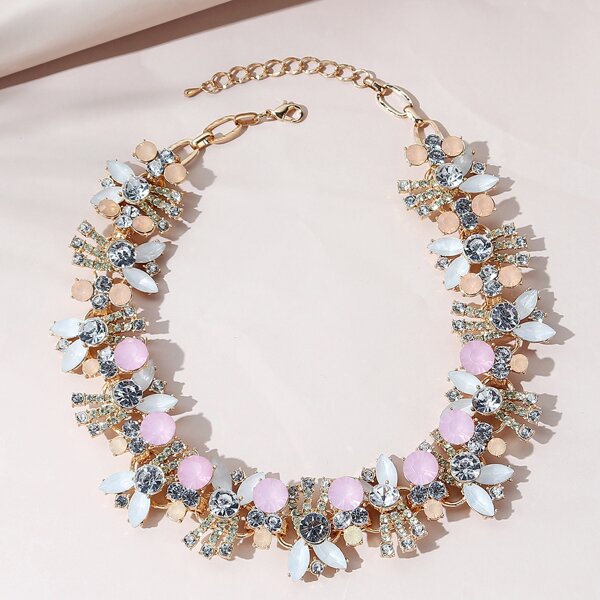 

Rhinestone Decor Necklace, Multicolor