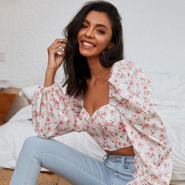 

Lantern Sleeve Zip Back Floral Crop Top, Multicolor