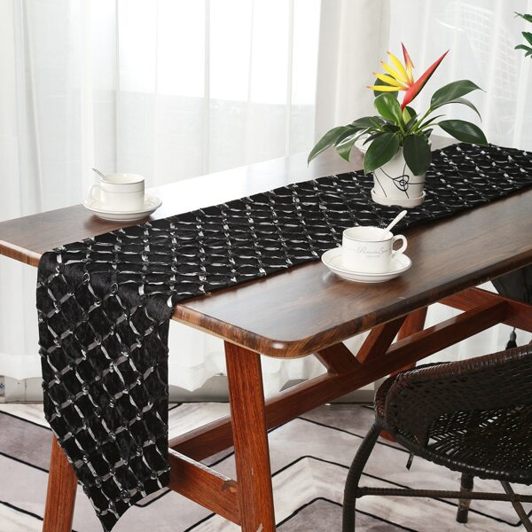 

Flower Decor Table Runner, Black