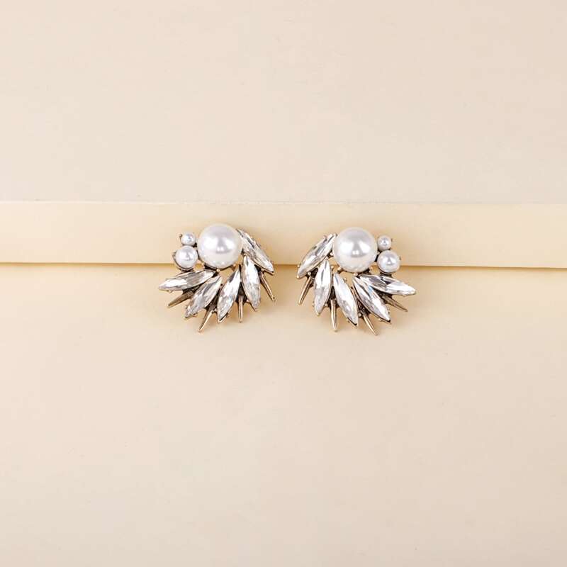 

Faux Pearl Decor Rhinestone Stud Earrings, White