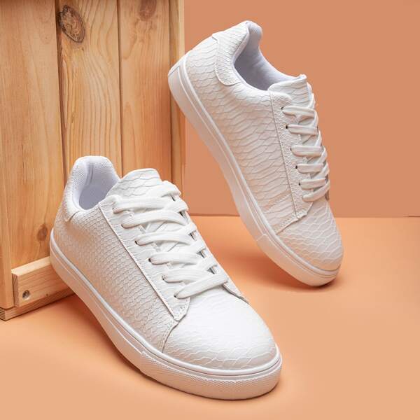 

Lace-up Front Fish Scale Skate Shoes, White