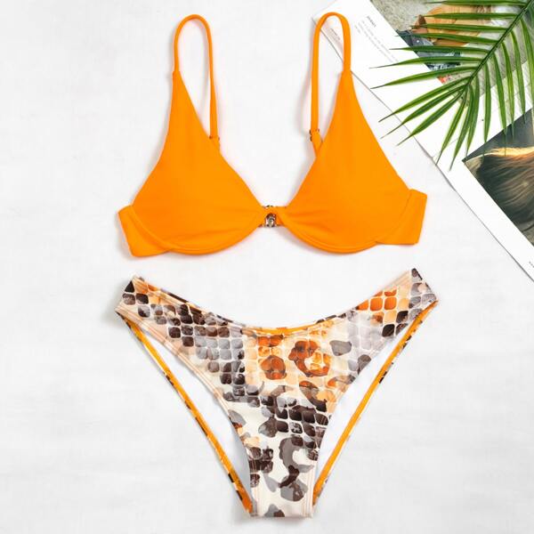 

Graphic Underwire Bikini Swimsuit, Multicolor
