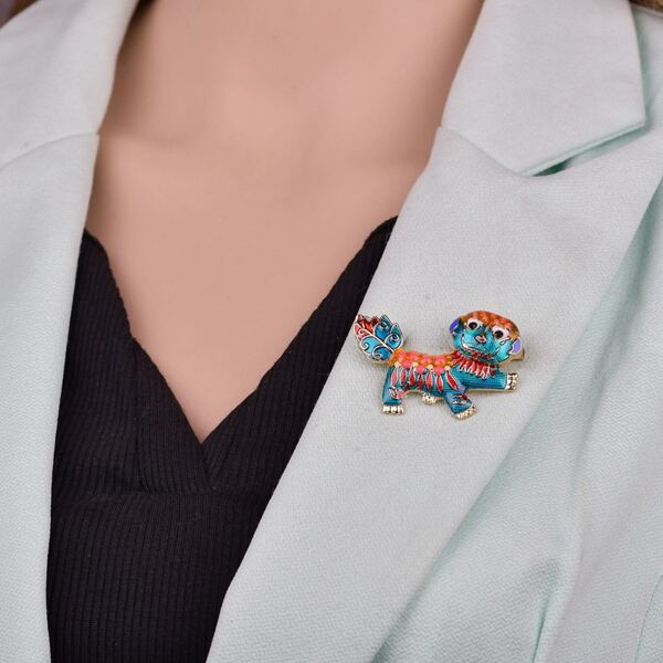 

Chinese Lion Dancing Design Brooch, Multicolor