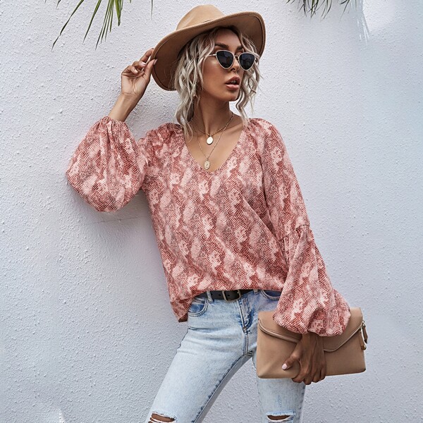 

Snakeskin Print Bishop Sleeve V-neck Blouse, Multicolor