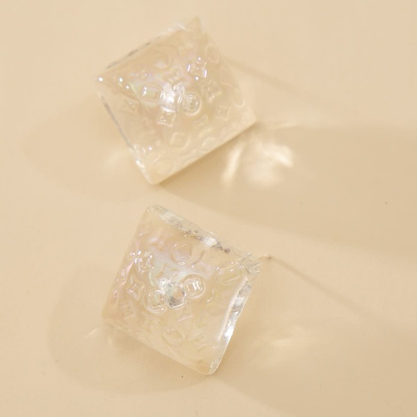 

Clear Square Design Stud Earrings