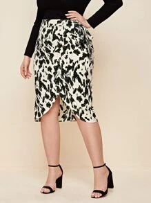 SHEIN Plus Allover Print Wrap Knot Skirt