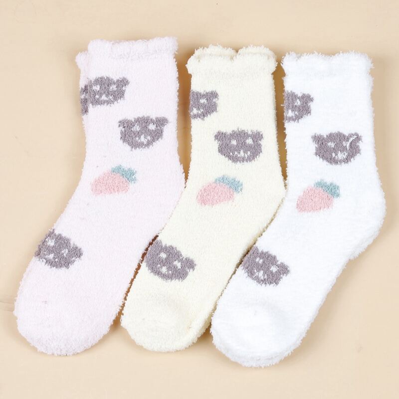 

3pairs Cartoon Graphic Fuzzy Socks, Multicolor