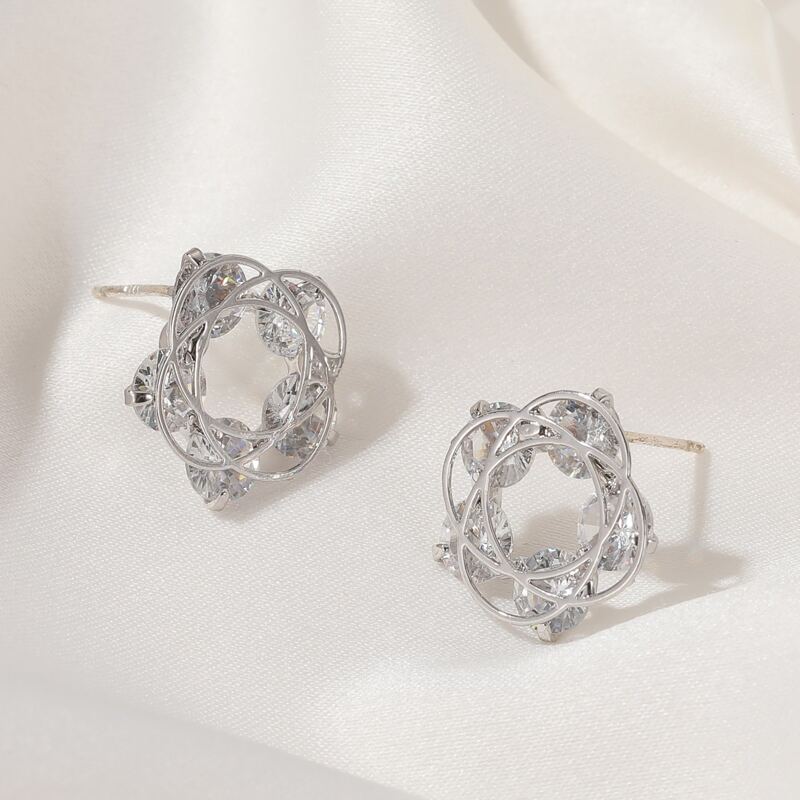 

Rhinestone Decor Stud Earrings, Silver