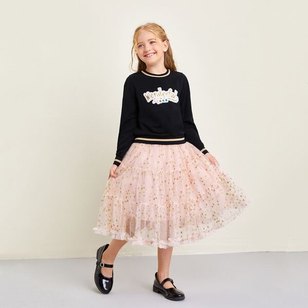 

Girls Sequin Letter Pullover & Galaxy Mesh Tiered Skirt Set, Multicolor