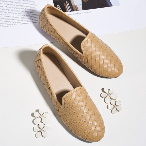 

Round Toe Braided Loafers, Brown