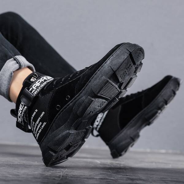 

Men Letter Graphic Hiking Boots, Black
