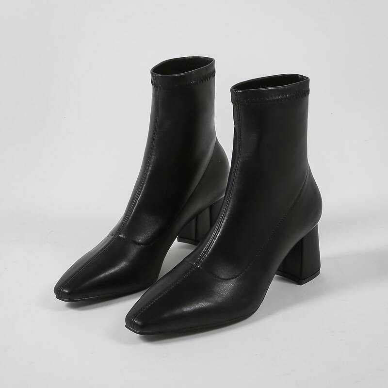 

Square Toe Chunky Heeled Boots, Black