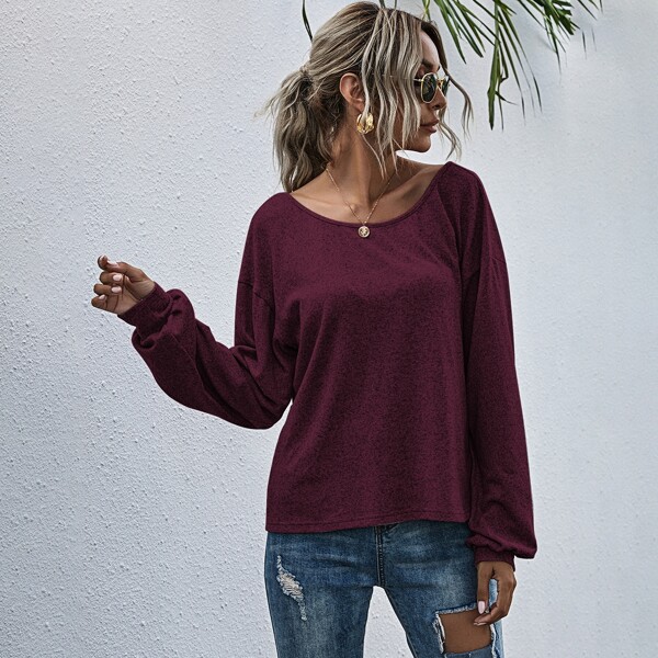 

V-cut Twist Back Drop Shoulder Tee, Maroon