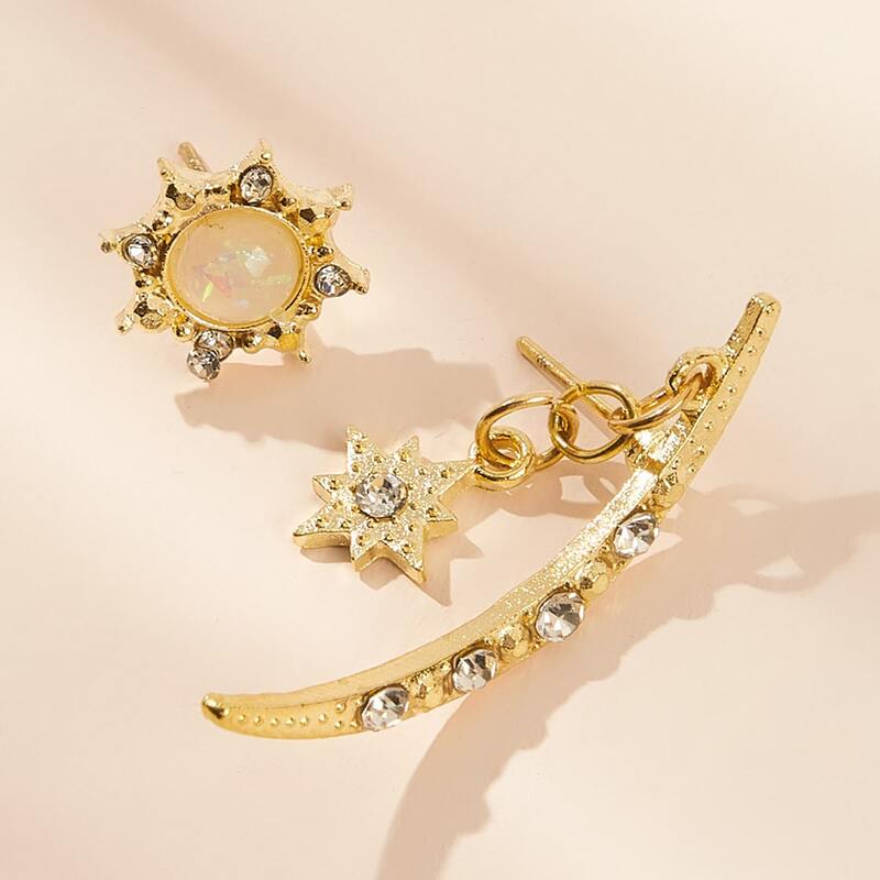 

1pair Moon & Star Stud Earrings, Gold