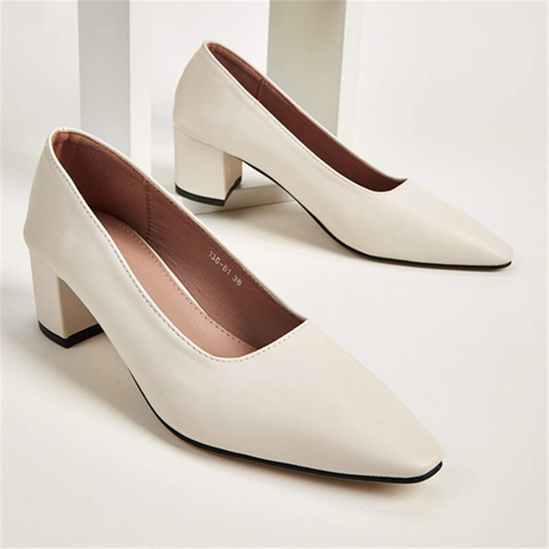 

Minimalist Chunky Court Heels, Beige