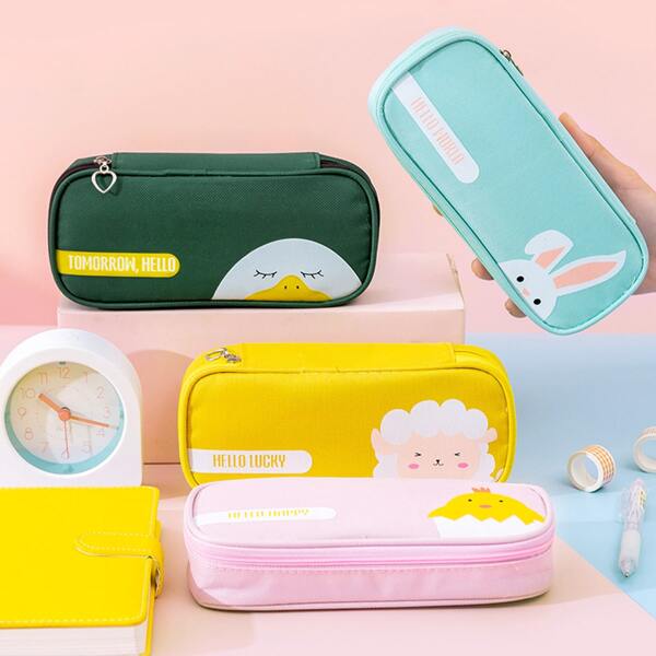 

1pc Cartoon Graphic Random Pencil Bag, Multicolor
