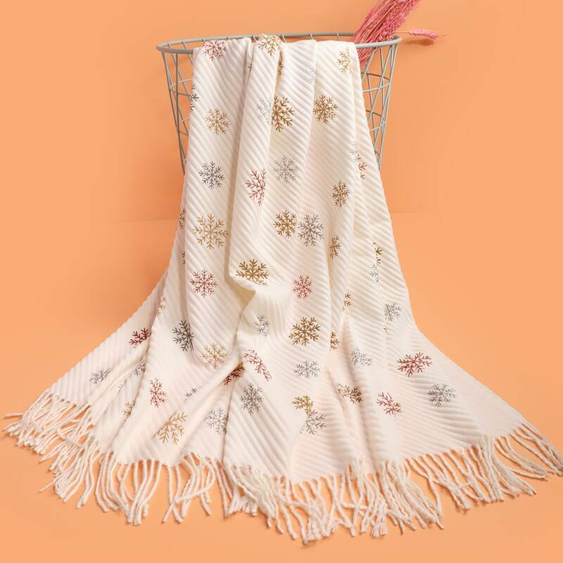 

Snowflake Pattern Scarf, Multicolor