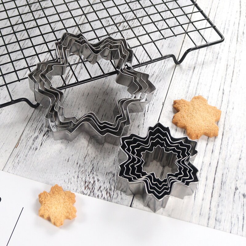 

9pcs Snowflake Shaped Biscuit Mold, Silver
