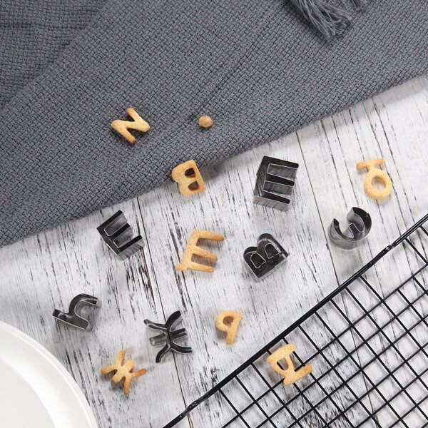 

33pcs Stainless Steel Biscuit Mold Set, Silver