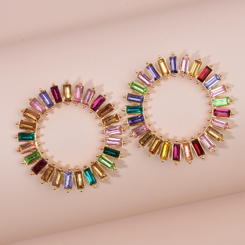 

Rhinestone Decor Round Stud Earrings, Multicolor