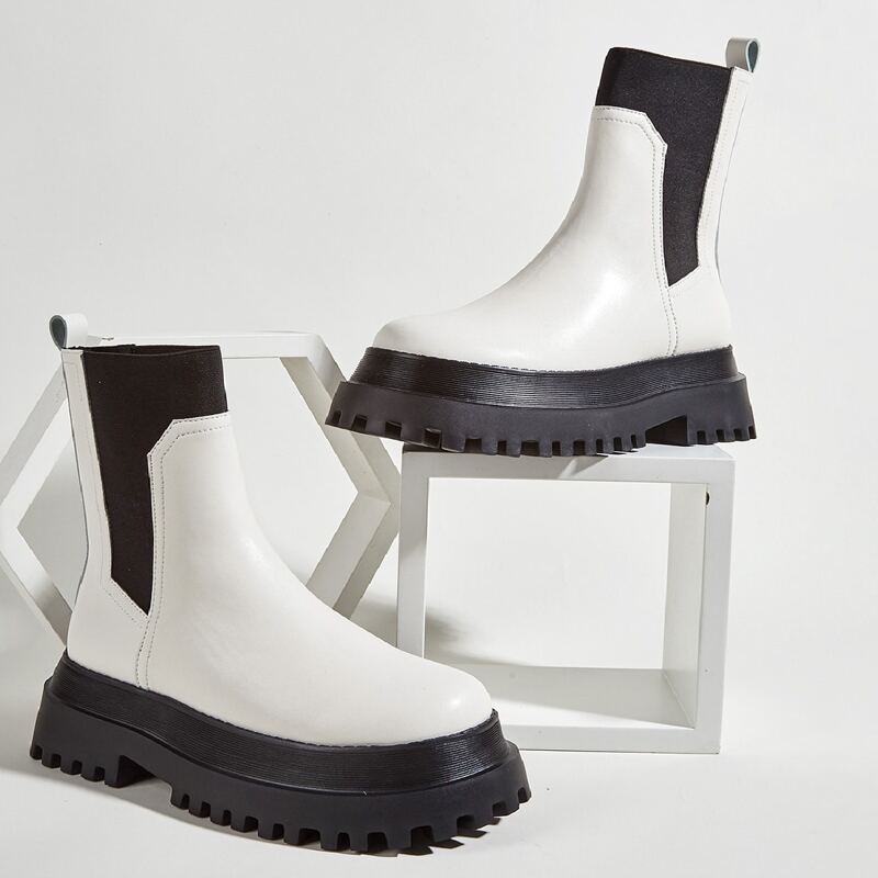 

Round Toe Wide Fit Chelsea Boots, White