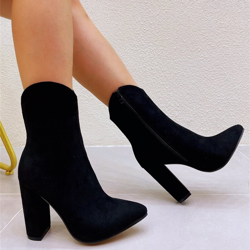 

Minimalist Side Zipper Chunky Heeled Boots, Black