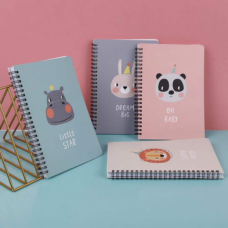 

1pc Cartoon Graphic Random Notebook, Multicolor
