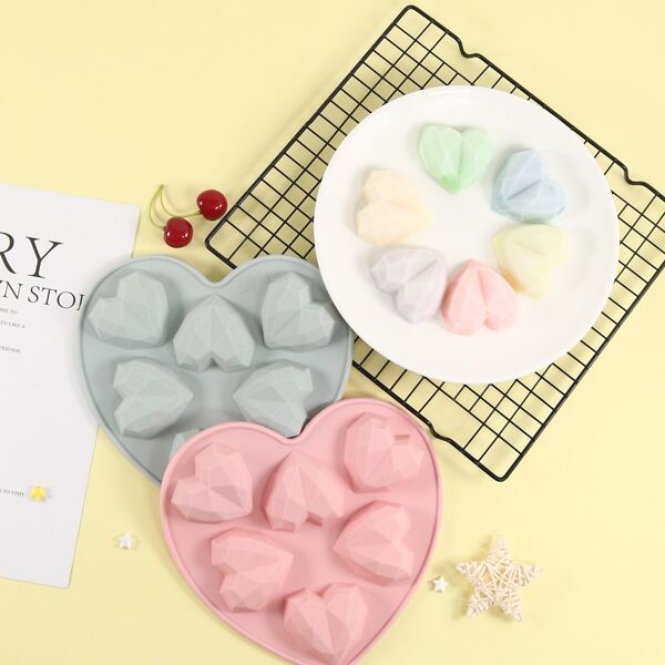 

1pc Heart Shaped Random Color Mold, Multicolor