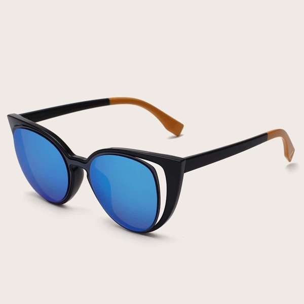

Cat Eye Sunglasses