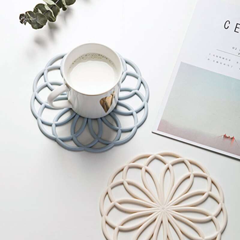 

1pc Random Color Hollow Coaster, Multicolor