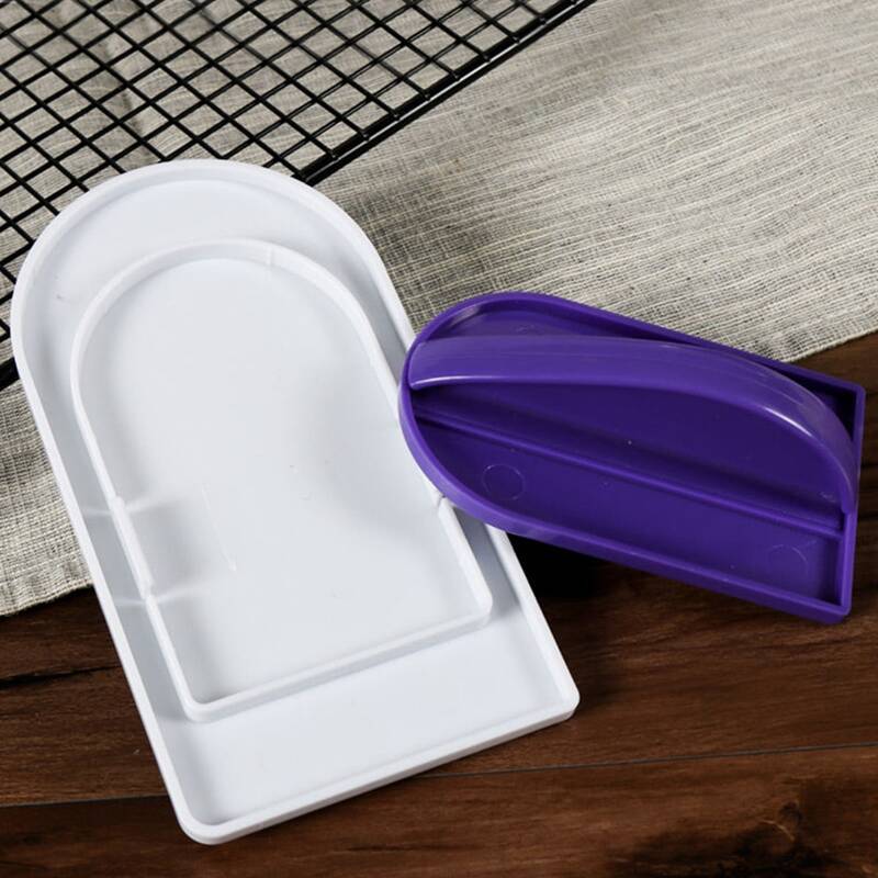 

1set Plastic Cake Smoother, White