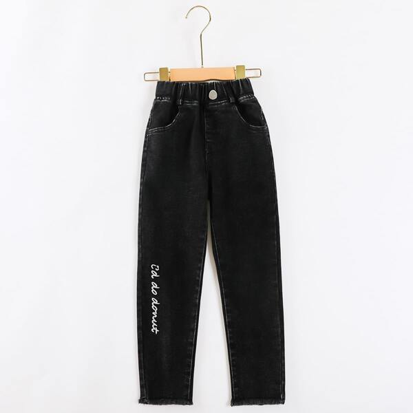 

Girls Letter Embroidery Raw Hem Jeans, Black