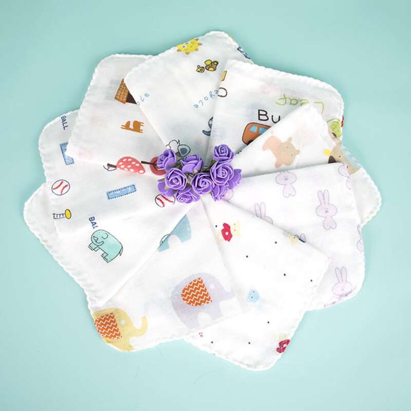 

3pcs Cartoon Graphic Random Towel, Multicolor