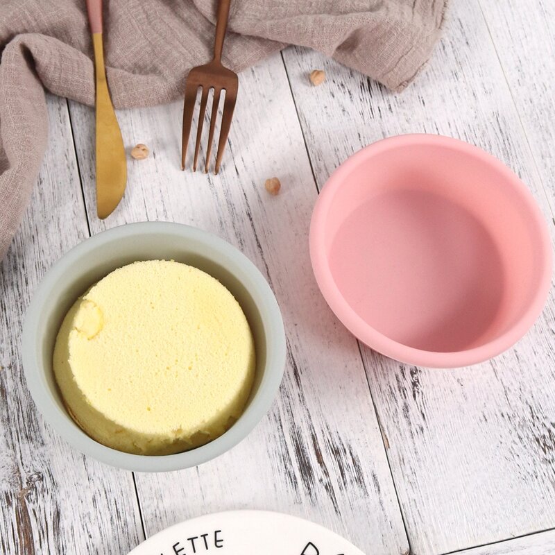 

1pc Random Cake Mold, Multicolor