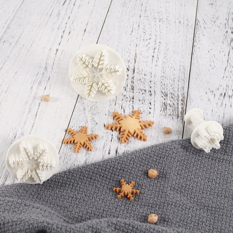 

3pcs Snowflake Biscuit Mold Set, White