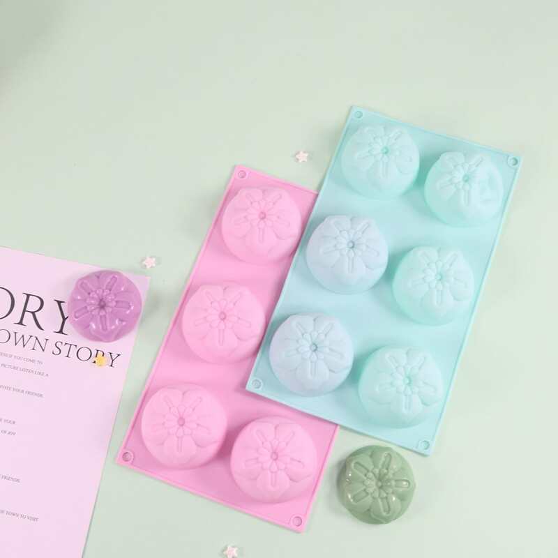 

1pc Random Color Flower Cake Mold, Multicolor