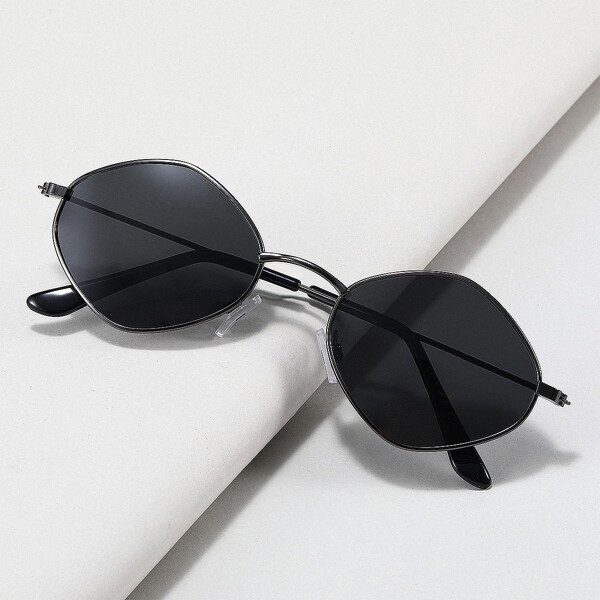 

Men Geo Metal Frame Sunglasses