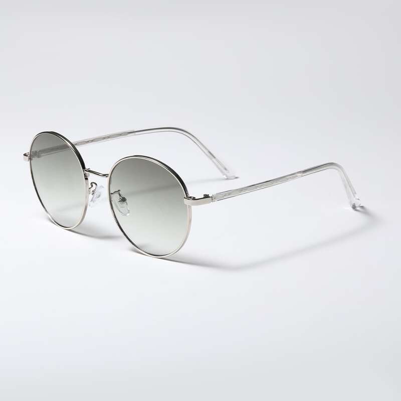

Round Frame Sunglasses
