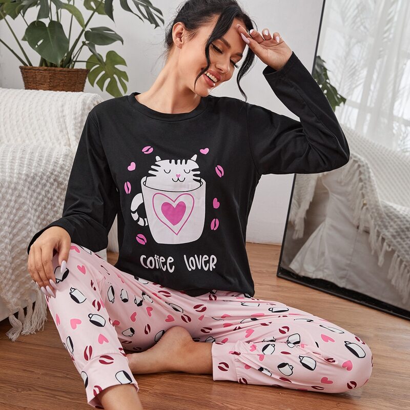 

Heart And Letter Graphic Long Sleeve PJ Set, Multicolor
