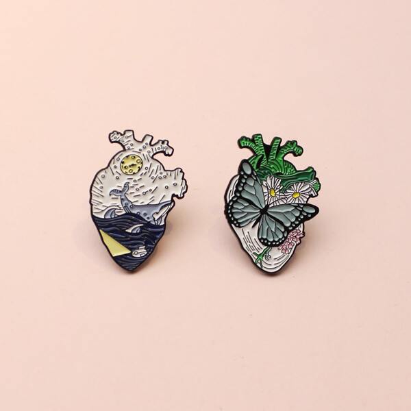 

2pcs Creative Cartoon Brooch, Multicolor