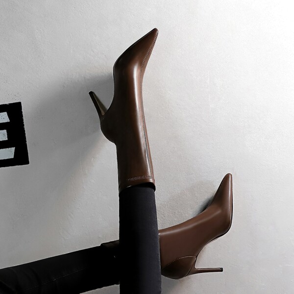 

Point Toe Stiletto Heeled Boots, Rust brown