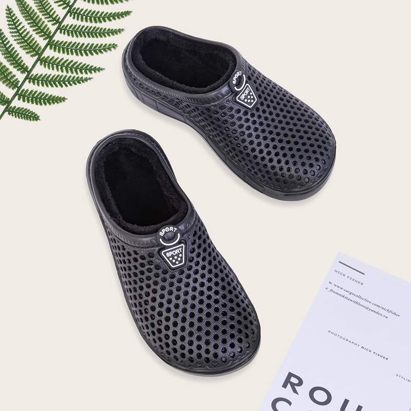 

Hollow Out Letter Graphic Fluffy Slippers, Black