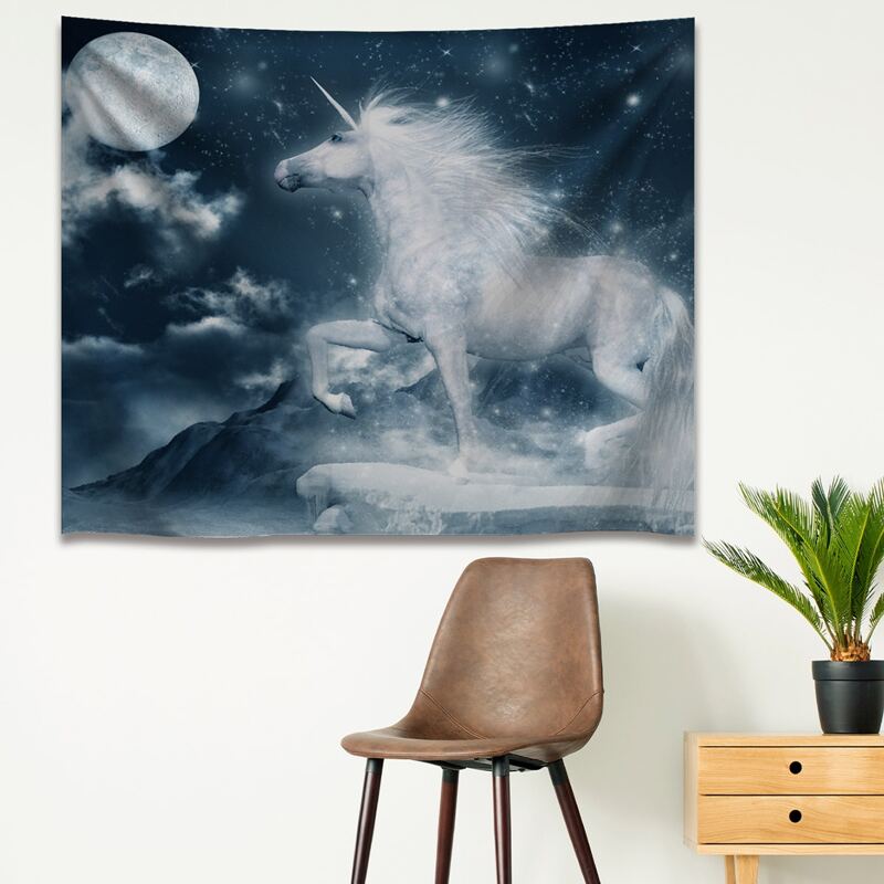 

Unicorn Print Tapestry, Multicolor
