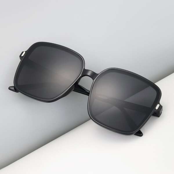 

Men Oversized Frame Sunglasses