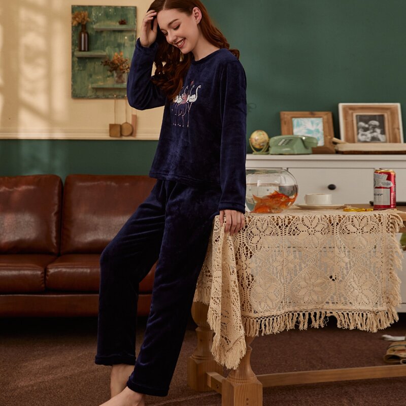 

Flamingo Embroidery Flannel Pajama Set, Navy blue