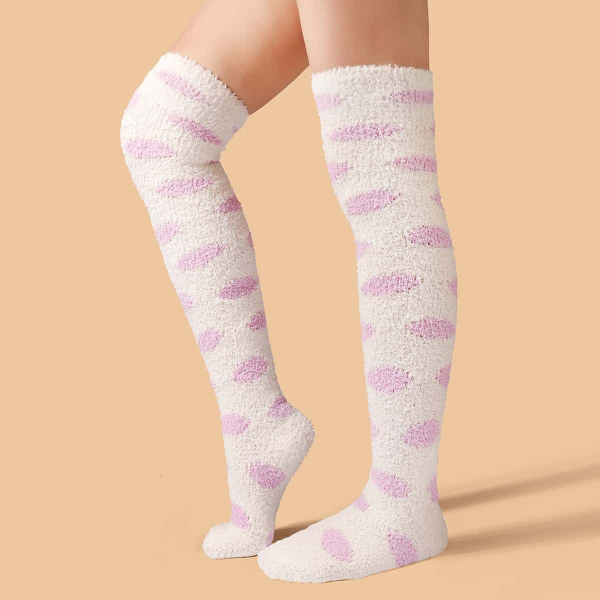 

Polka Dot Pattern Over Length Socks, Multicolor