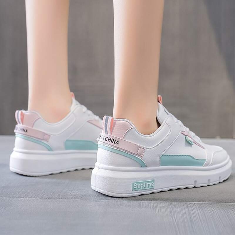 

Colorblock Lace-up Skate Shoes, White